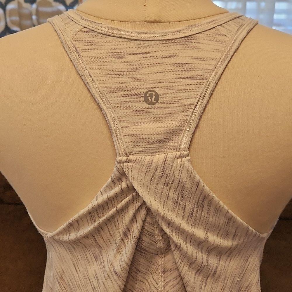 Lululemon Razorback Tank Top - Picture 5 of 11